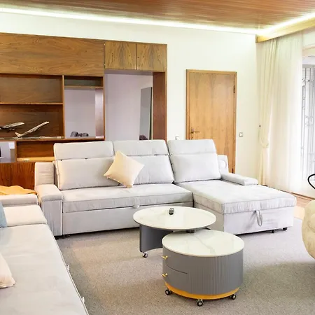 Grosse Villa, Exhibitors, Monteurhaus Euskirchen