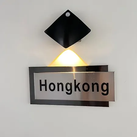 Villa Grosse Villa, Exhibitors, Monteurhaus