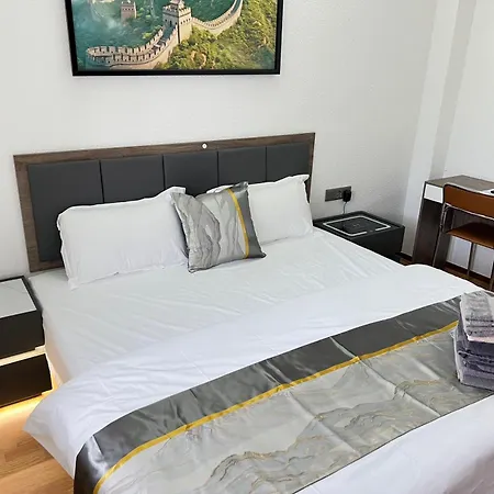 Grosse Villa, Exhibitors, Monteurhaus * Euskirchen