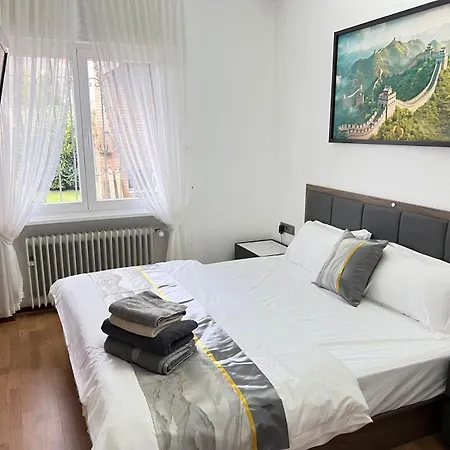 Grosse Villa, Exhibitors, Monteurhaus * Euskirchen