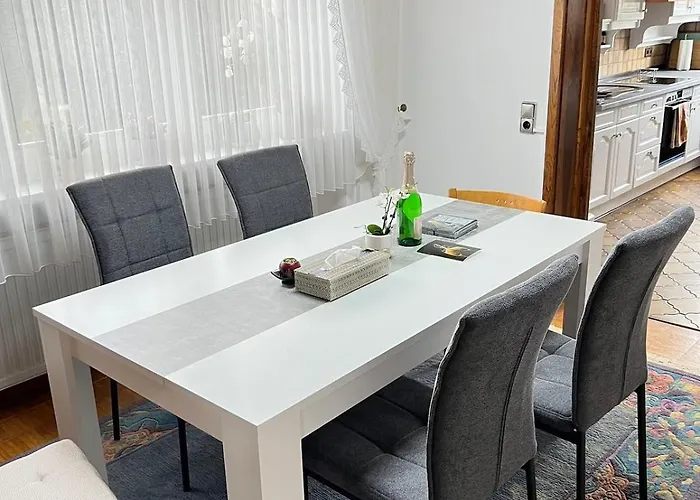 Villa Grosse Villa, Exhibitors, Monteurhaus Euskirchen