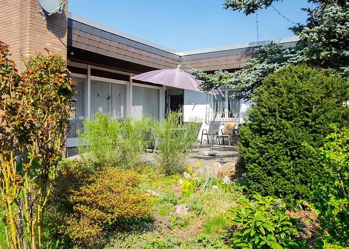 Grosse Villa, Exhibitors, Monteurhaus Villa Euskirchen