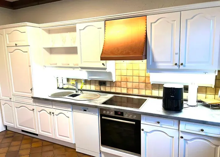 Villa Grosse Villa, Exhibitors, Monteurhaus Euskirchen