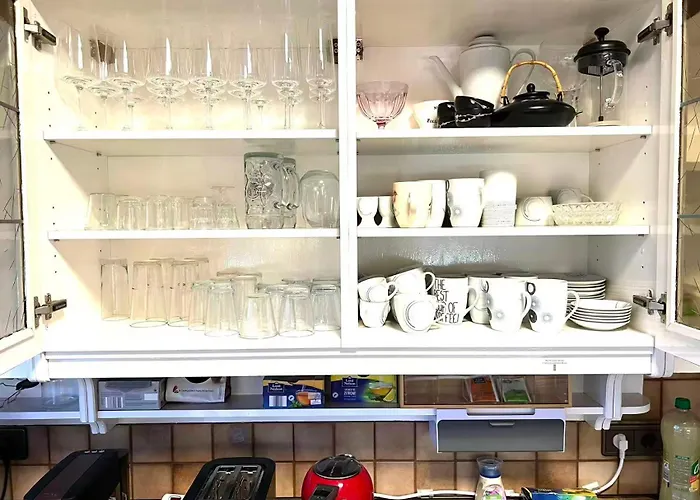 Grosse Villa, Exhibitors, Monteurhaus Villa Euskirchen