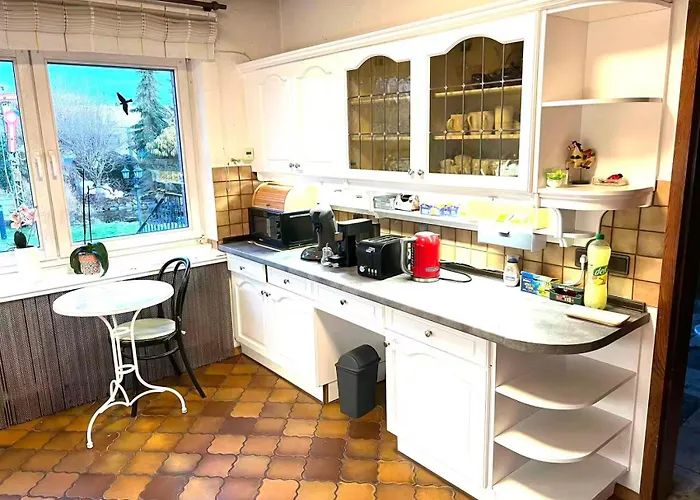 Grosse Villa, Exhibitors, Monteurhaus * Euskirchen